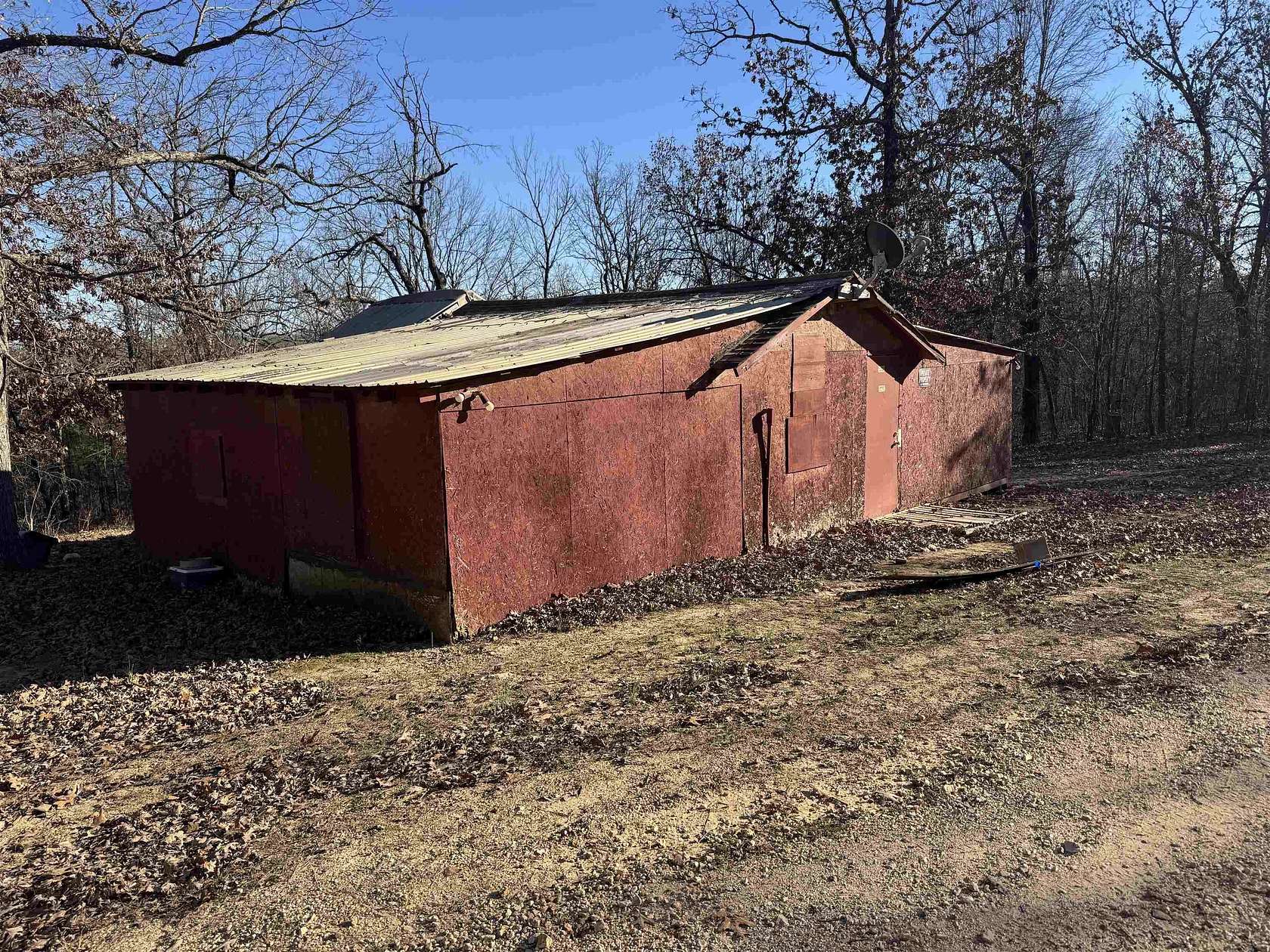 4 Acres of Land with Home for Sale in Hardy, Arkansas