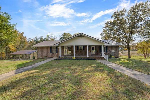 21.7 Acres of Land with Home for Sale in Cave City, Kentucky