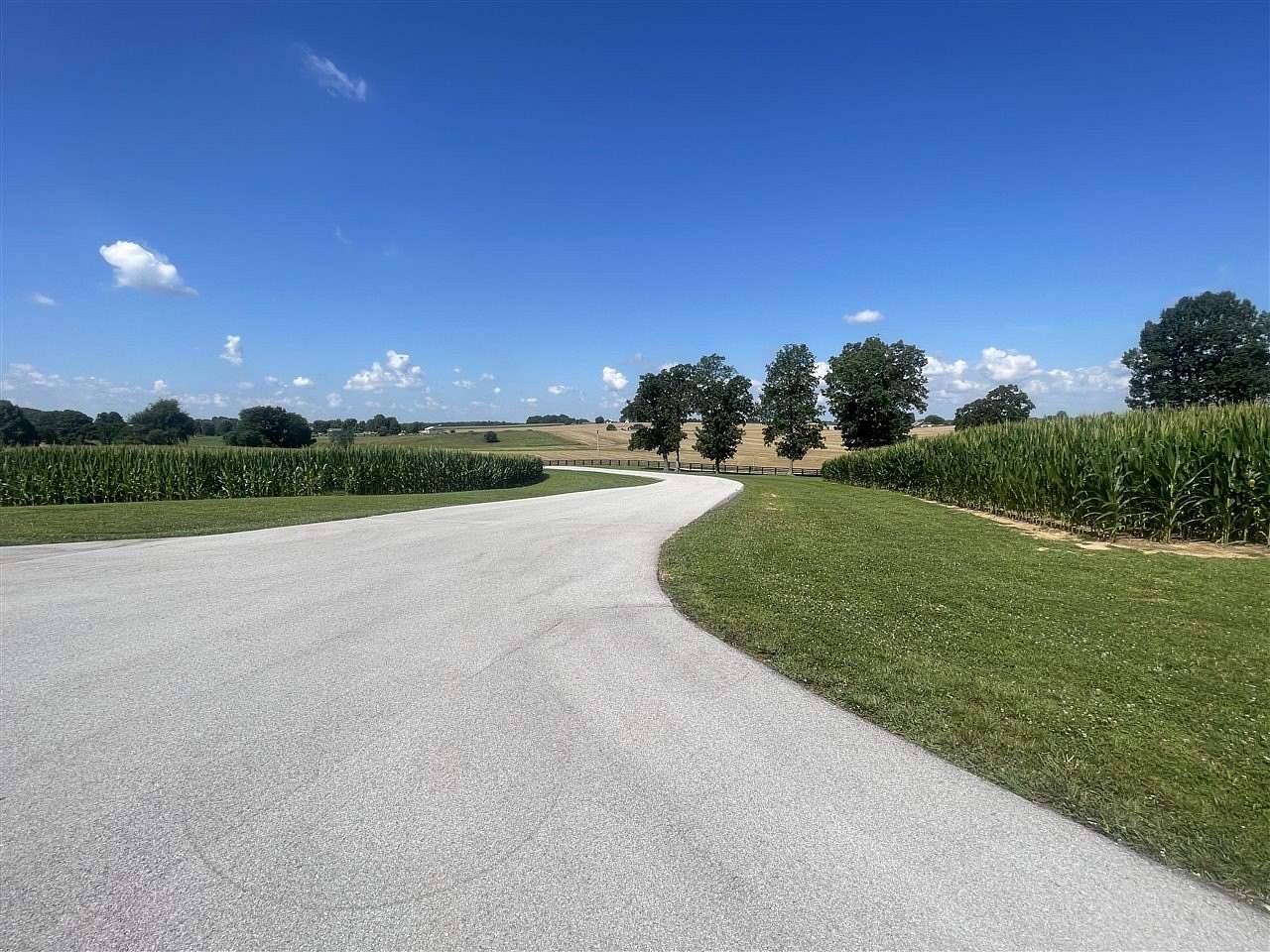 35 Acres of Commercial Land for Sale in Franklin, Kentucky