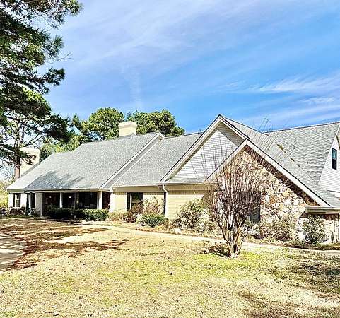 12 Acres of Land with Home for Sale in Idabel, Oklahoma