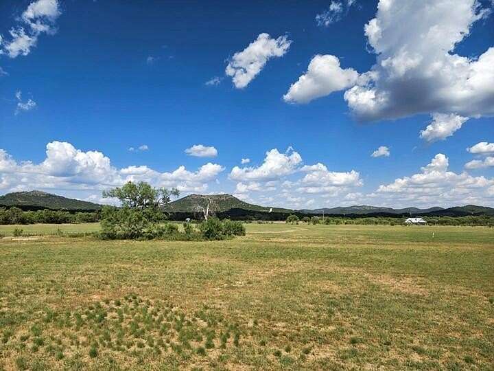 14 Acres of Land for Sale in Leakey, Texas
