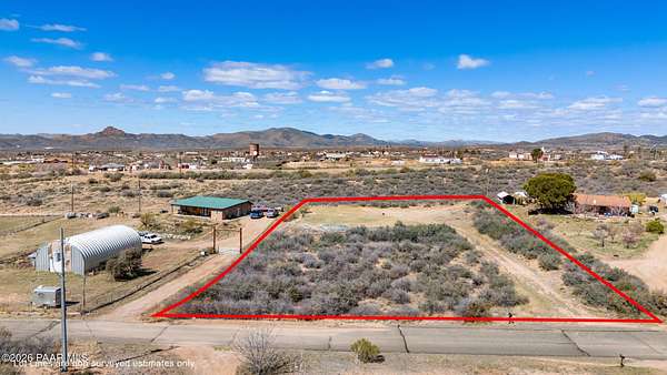 1.37 Acres of Residential Land for Sale in Kirkland, Arizona
