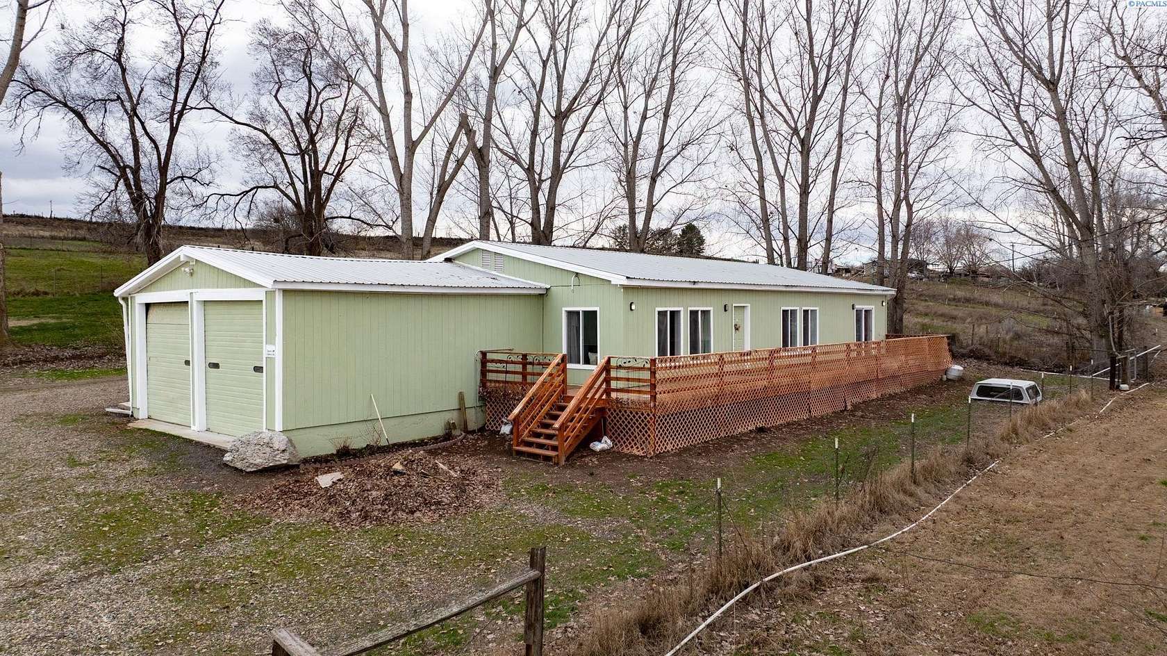 6.23 Acres of Land with Home for Sale in Mabton, Washington