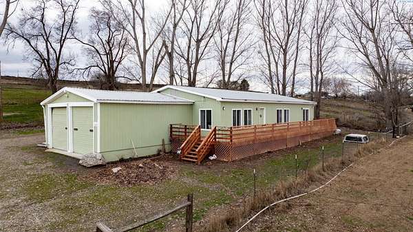 6.23 Acres of Land with Home for Sale in Mabton, Washington