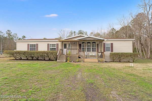 1.5 Acres of Land with Home for Sale in Jacksonville, Florida