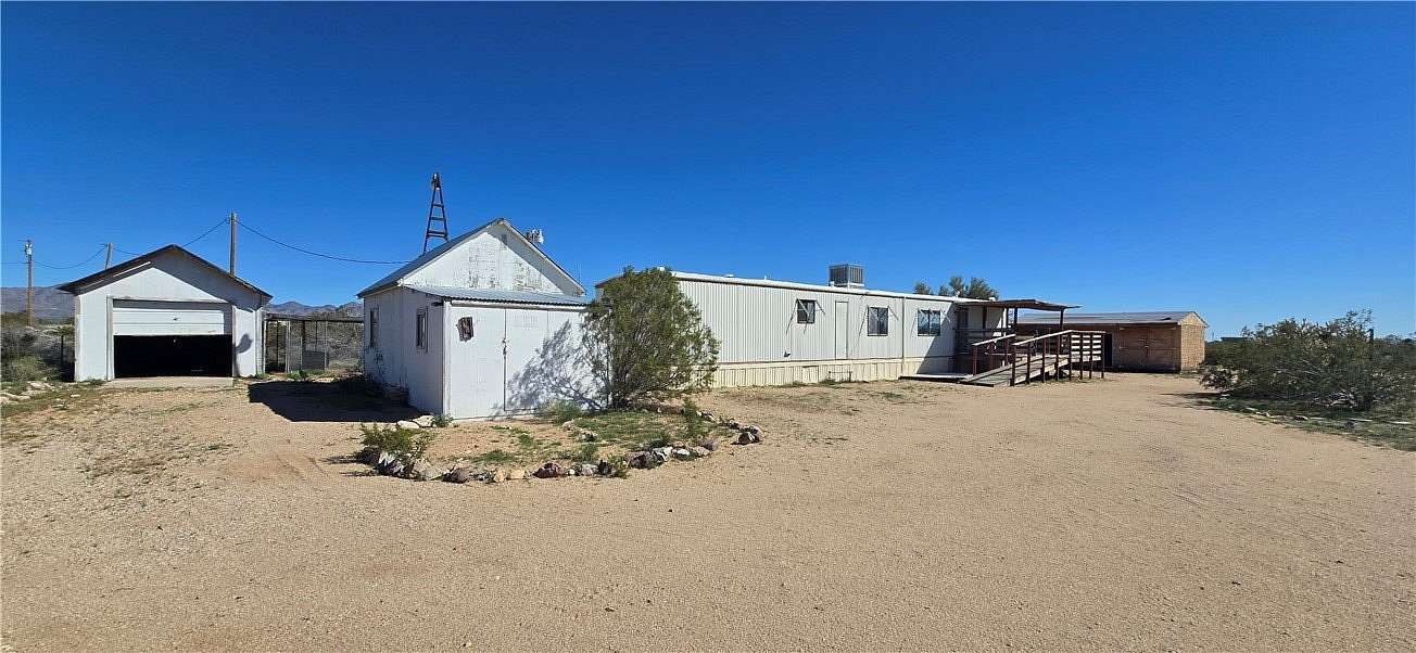 2.42 Acres of Land with Home for Sale in Golden Valley, Arizona