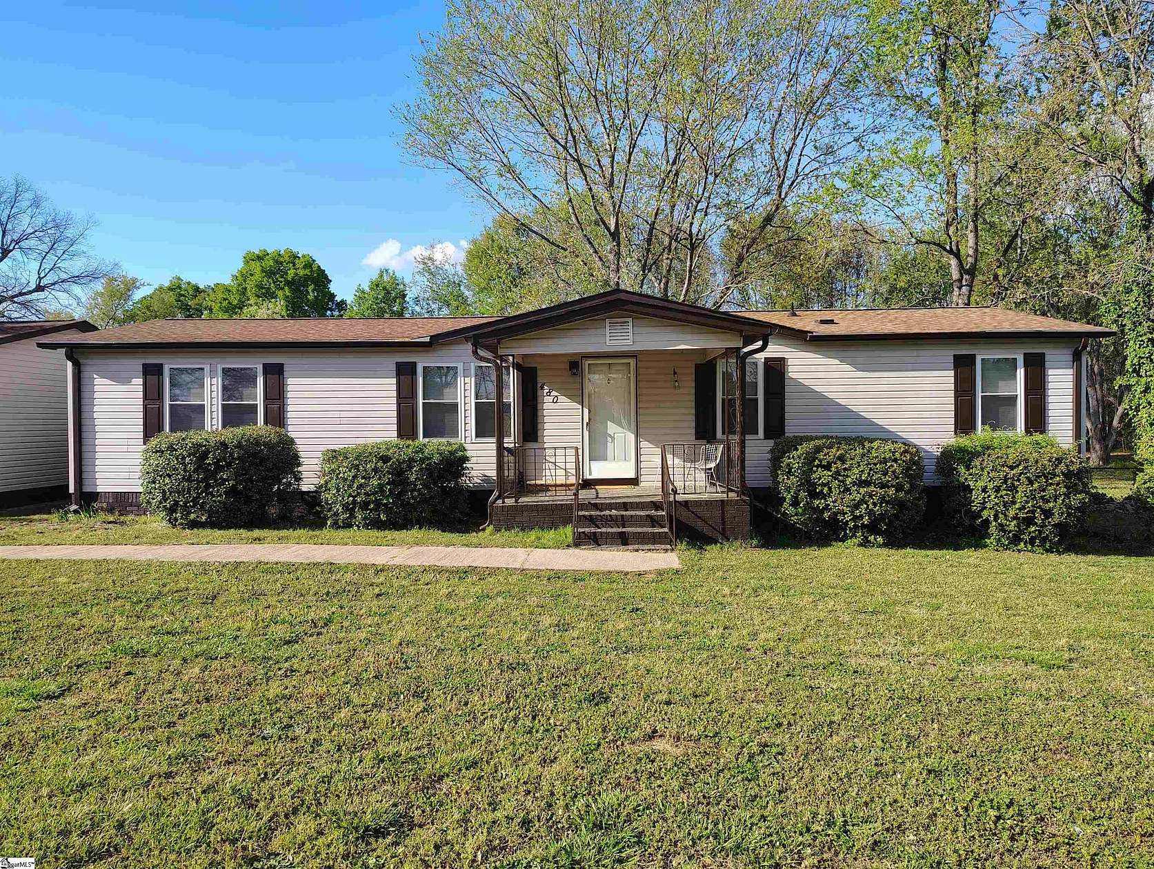 1.5 Acres of Land with Home for Sale in Inman, South Carolina