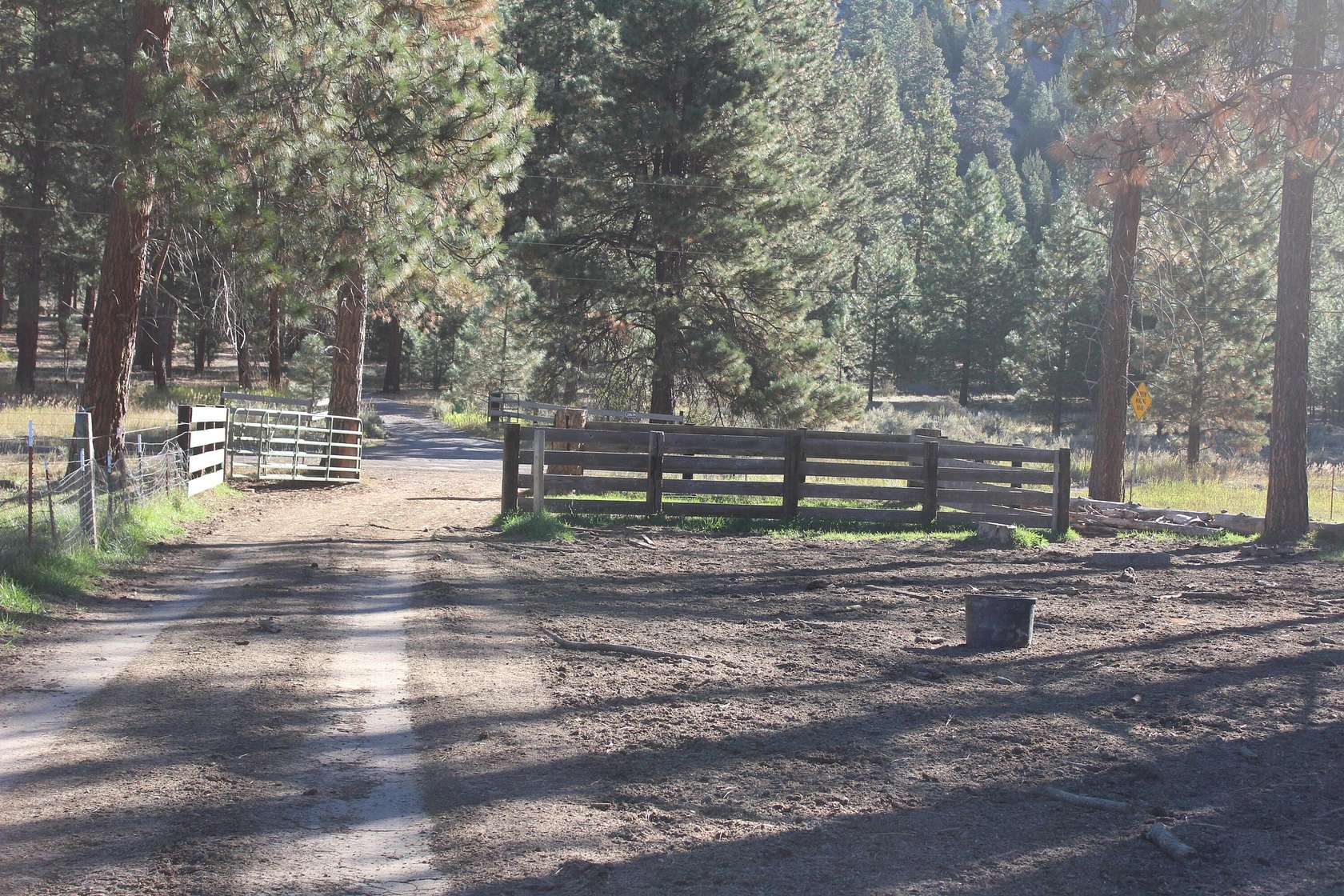 79.8 Acres of Agricultural Land with Home for Sale in Klamath Falls, Oregon