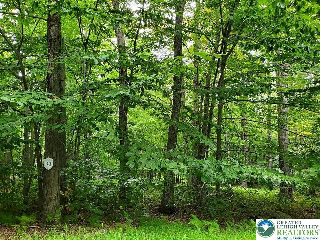1.38 Acres of Residential Land for Sale in Tobyhanna Township, Pennsylvania