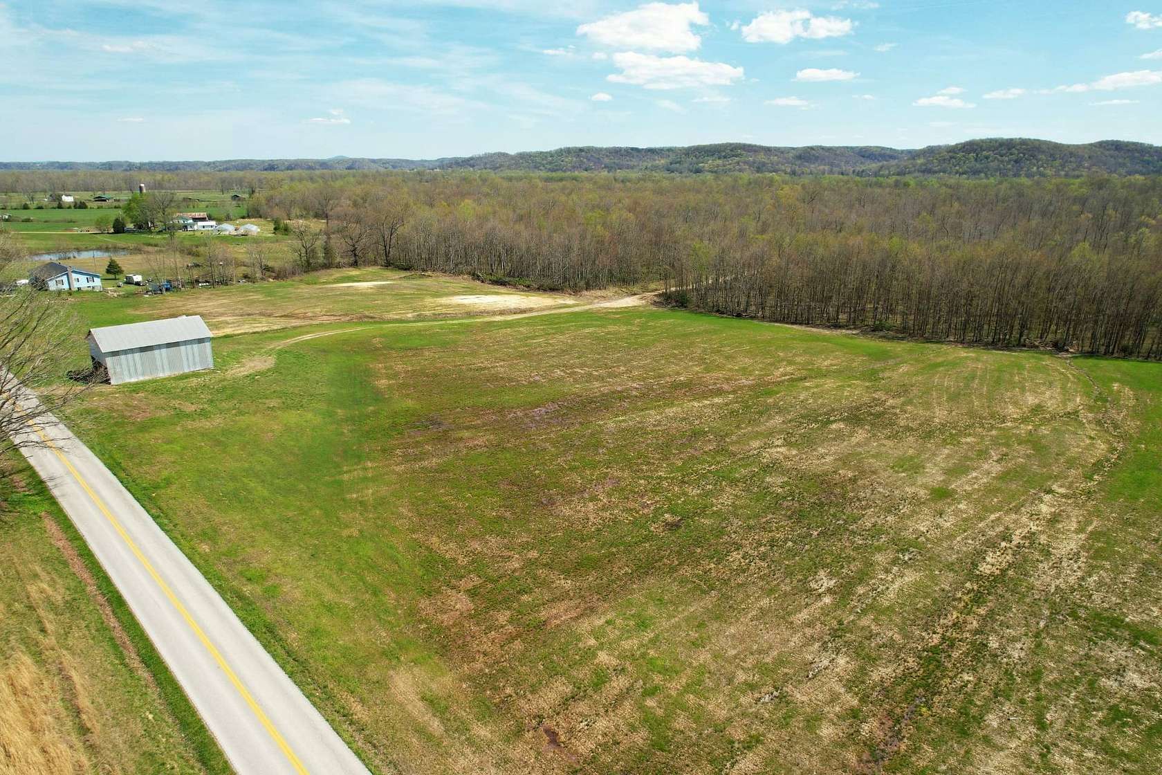 90 Acres of Land for Sale in Dunnville, Kentucky