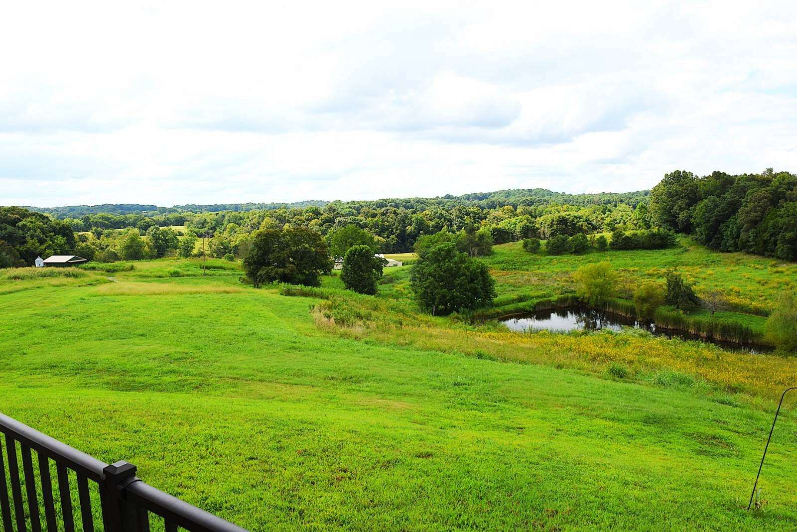 124 Acres of Land with Home for Sale in Summer Shade, Kentucky