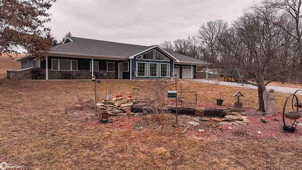 9.7 Acres of Land with Home for Sale in Ottumwa, Iowa