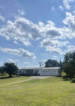 2 Acres of Land with Home for Sale in Albany, Kentucky