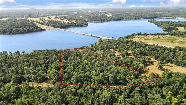 11 Acres of Land for Sale in Gilmer, Texas