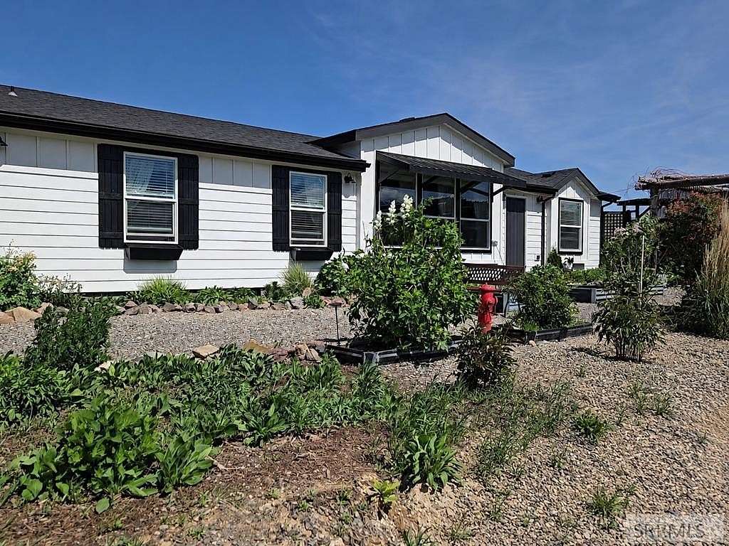 7.5 Acres of Land with Home for Sale in Salmon, Idaho