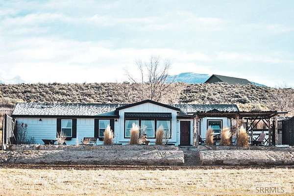 7.5 Acres of Land with Home for Sale in Salmon, Idaho