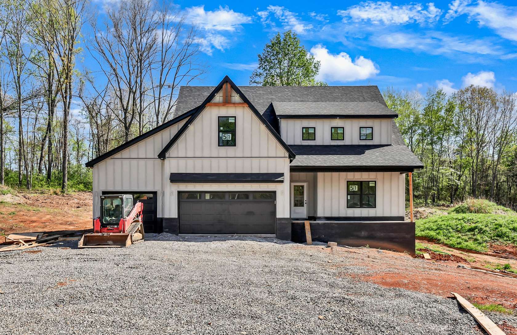 1.5 Acres of Land with Home for Sale in Clarksville, Tennessee