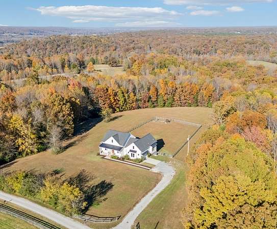 15.8 Acres of Land with Home for Sale in Nunnelly, Tennessee
