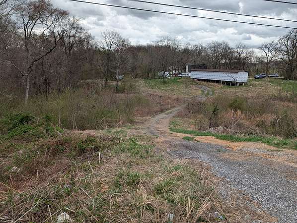 1.56 Acres of Improved Residential Land for Sale in Dickson, Tennessee