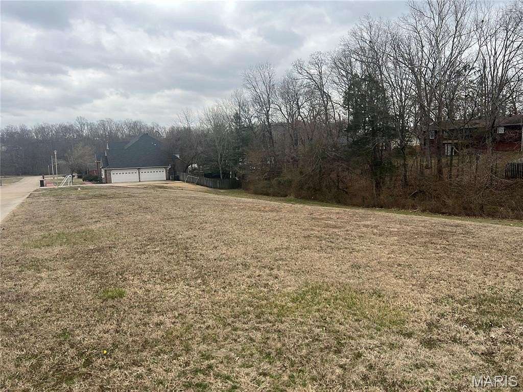 1.18 Acres of Residential Land for Sale in Poplar Bluff, Missouri