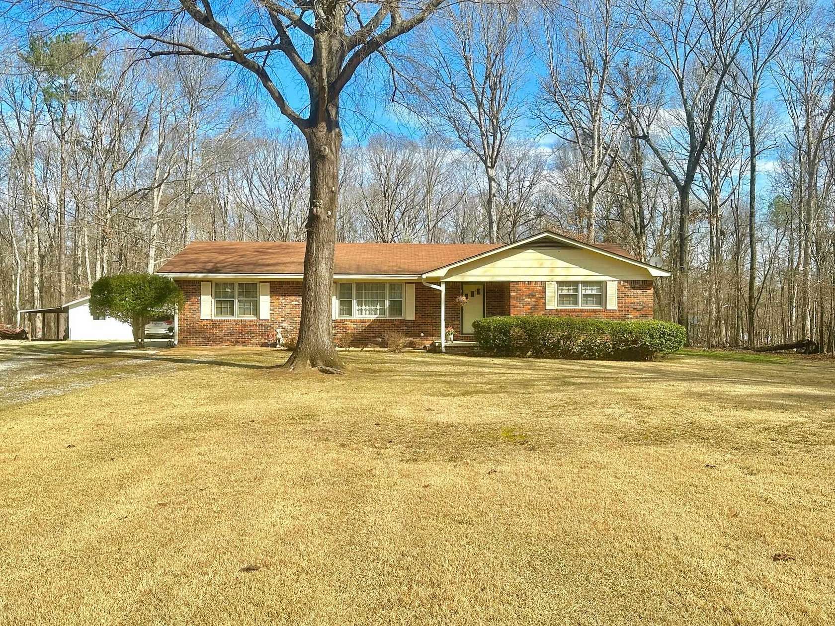 1.76 Acres of Land with Home for Sale in Cherokee, Alabama