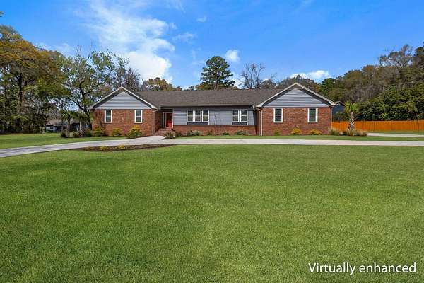 1.5 Acres of Land with Home for Sale in Tallahassee, Florida