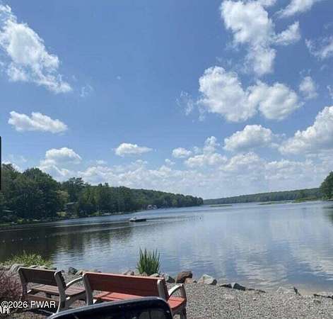 0.87 Acres of Residential Land for Sale in Hawley, Pennsylvania