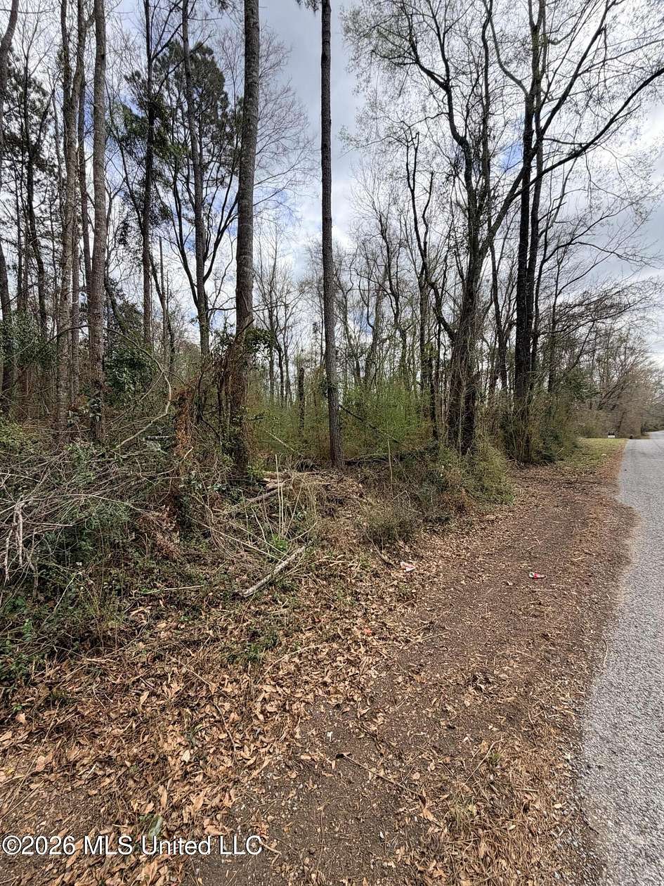 3.27 Acres of Residential Land for Sale in McComb, Mississippi