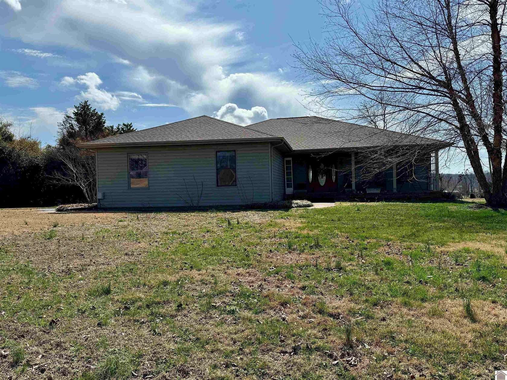 1.63 Acres of Land with Home for Sale in Princeton, Kentucky