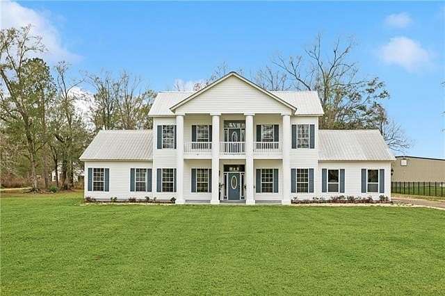 3.18 Acres of Land with Home for Sale in Ponchatoula, Louisiana