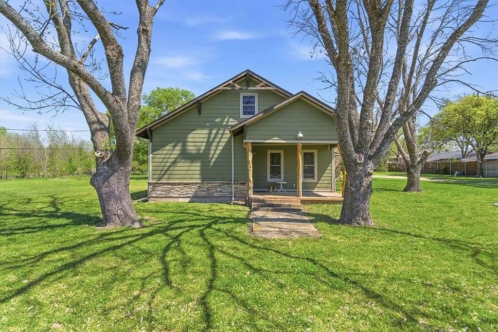 2.5 Acres of Land with Home for Sale in Princeton, Texas