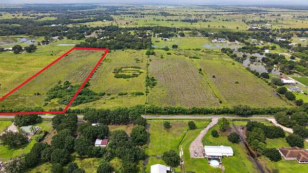 9.43 Acres of Residential Land for Sale in Okeechobee, Florida