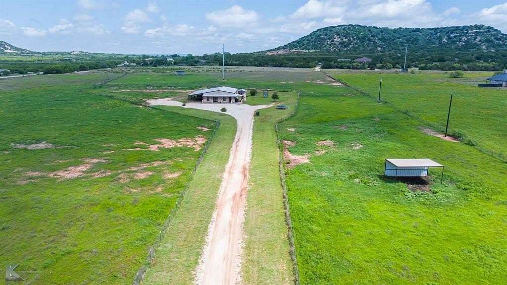 21.3 Acres of Land with Home for Sale in Ovalo, Texas