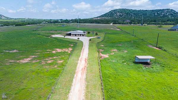 21.3 Acres of Agricultural Land with Home for Sale in Ovalo, Texas