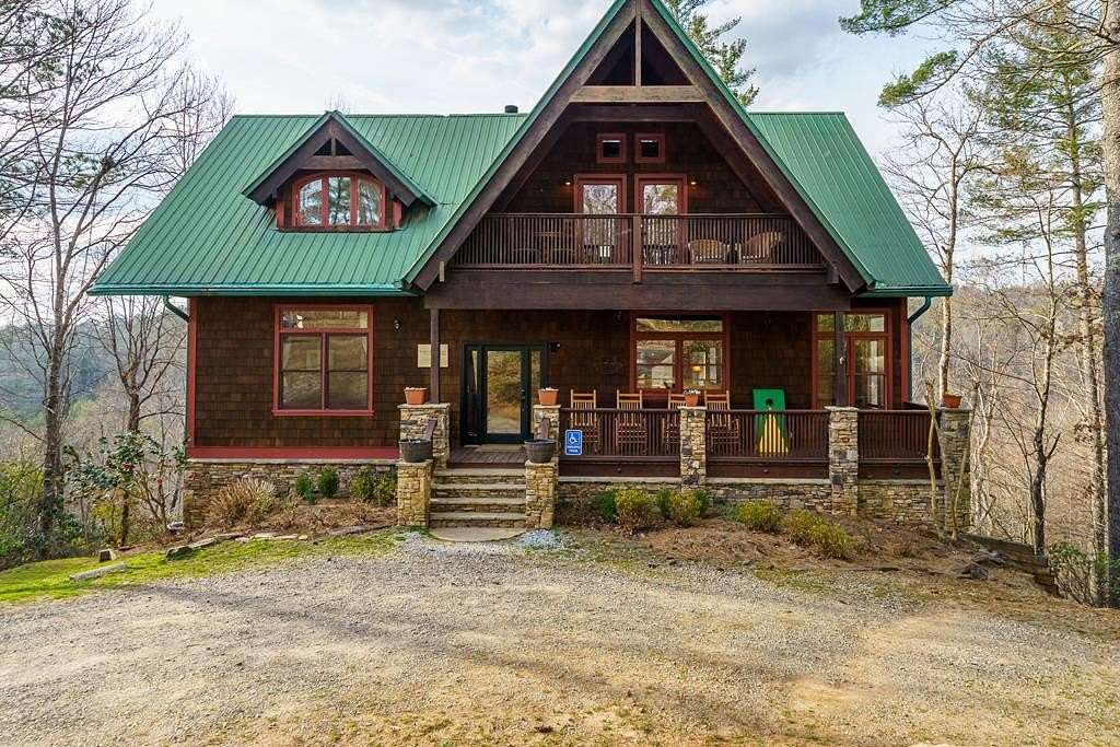 1.5 Acres of Land with Home for Sale in Blue Ridge, Georgia