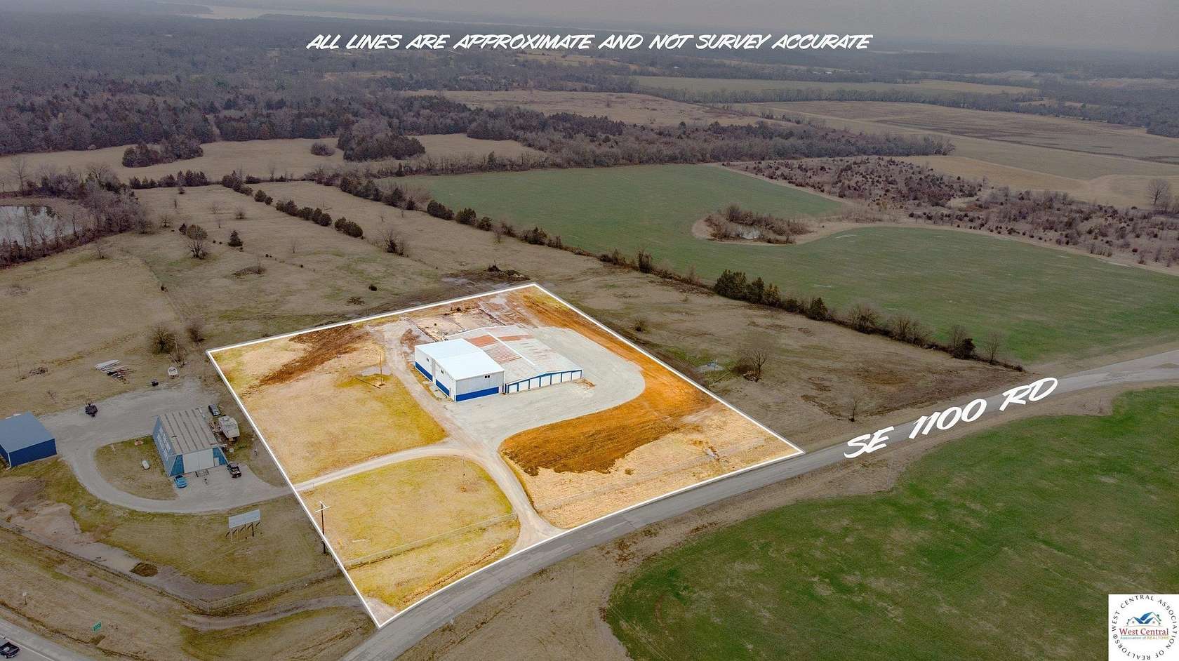 4 Acres of Commercial Land for Sale in Deepwater, Missouri