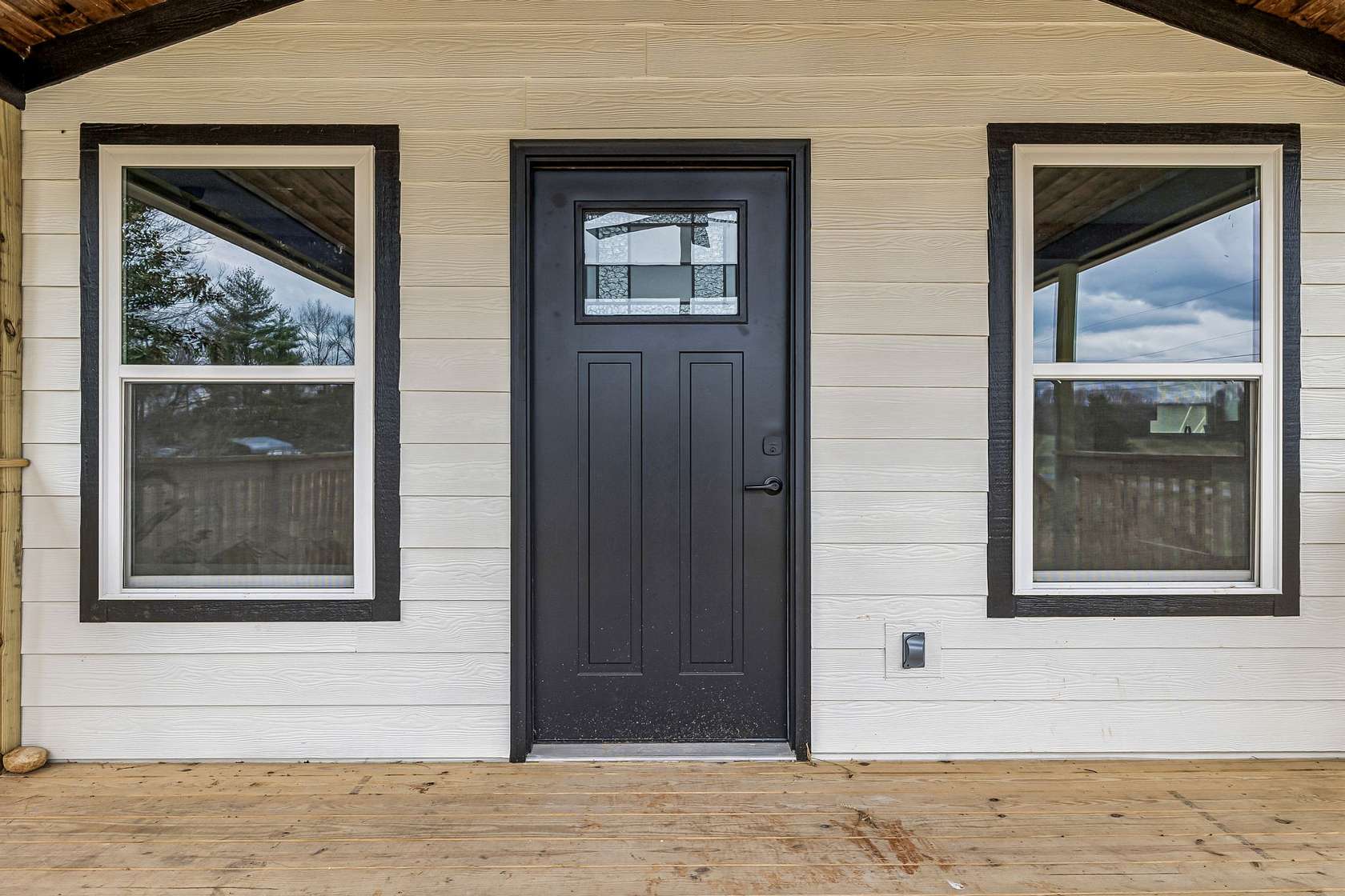 3 Acres of Land with Home for Sale in Chapmansboro, Tennessee