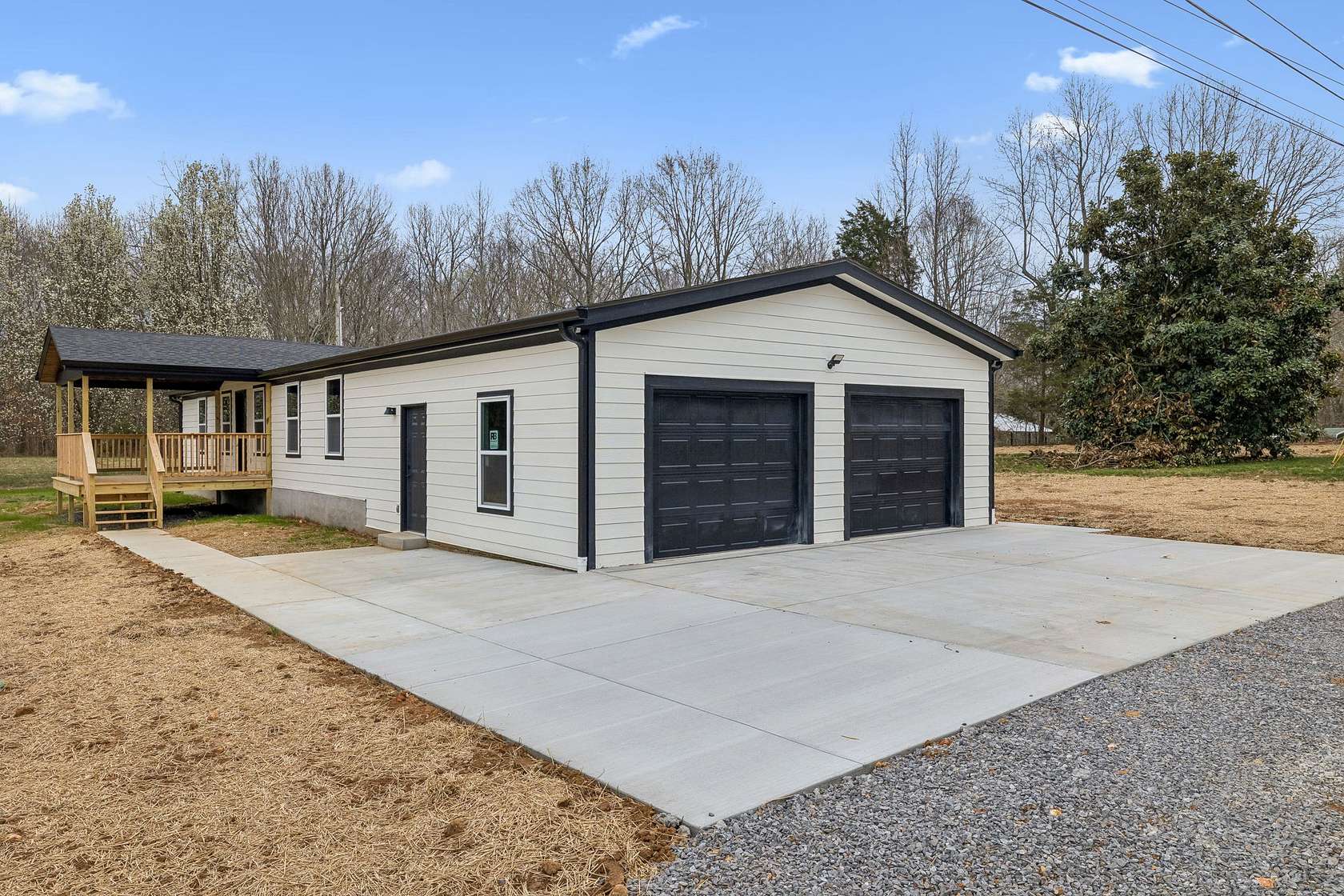 3 Acres of Land with Home for Sale in Chapmansboro, Tennessee
