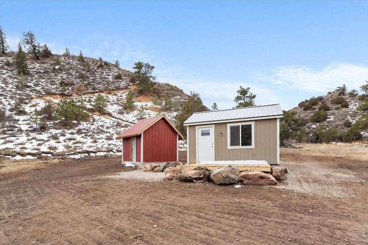 2.38 Acres of Improved Residential Land for Sale in Bellvue, Colorado