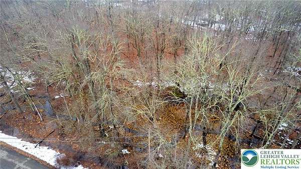 0.93 Acres of Residential Land for Sale in Middle Smithfield Township, Pennsylvania