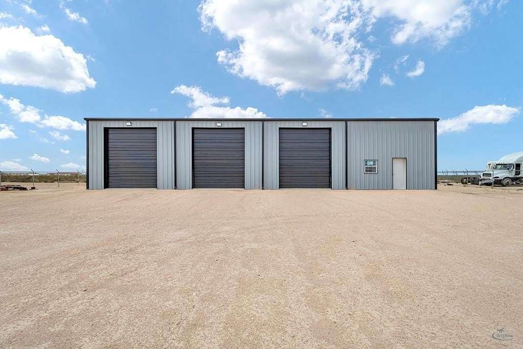 2 Acres of Improved Mixed-Use Land for Sale in Odessa, Texas