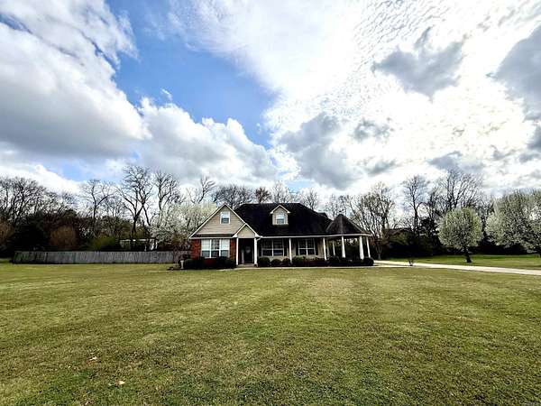 1.58 Acres of Land with Home for Sale in Malvern, Arkansas