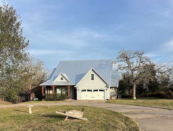 4 Acres of Land with Home for Sale in Warda, Texas