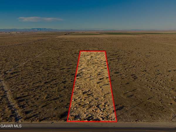 2.14 Acres of Residential Land for Sale in Palmdale, California