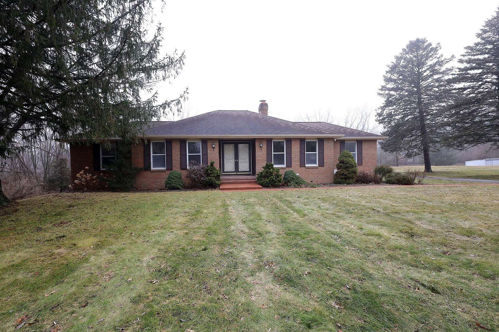 1.85 Acres of Land with Home for Sale in Clinton, Michigan