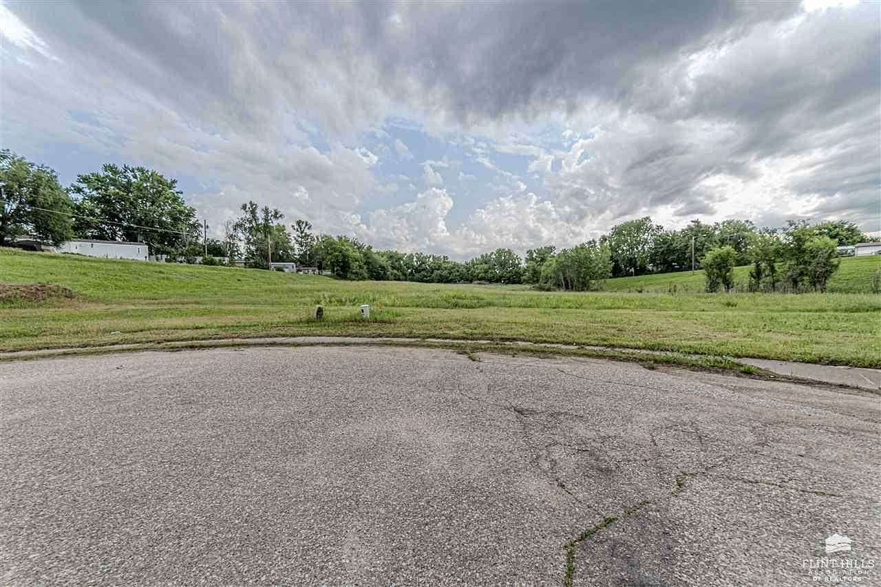 0.5 Acres of Residential Land for Sale in Junction City, Kansas