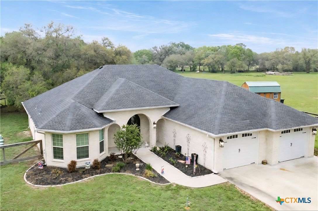 3.6 Acres of Land with Home for Sale in Inez, Texas