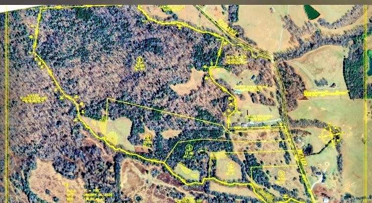 135 Acres of Land for Auction in Auburntown, Tennessee