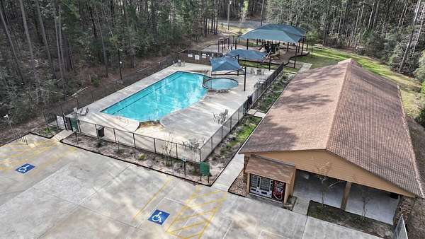 0.56 Acres of Residential Land for Sale in Huntsville, Texas