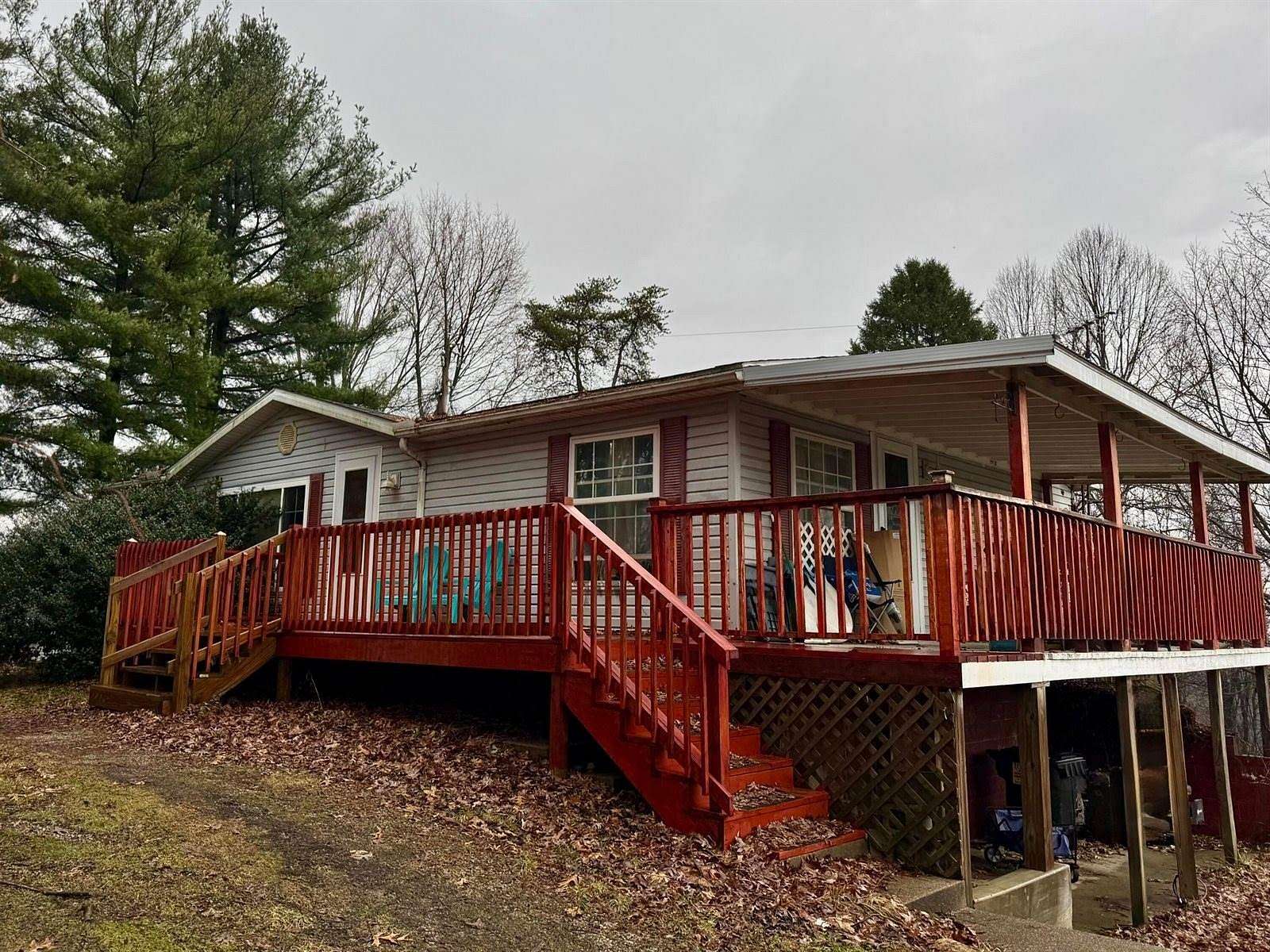 1.82 Acres of Land with Home for Sale in Somerset, Ohio